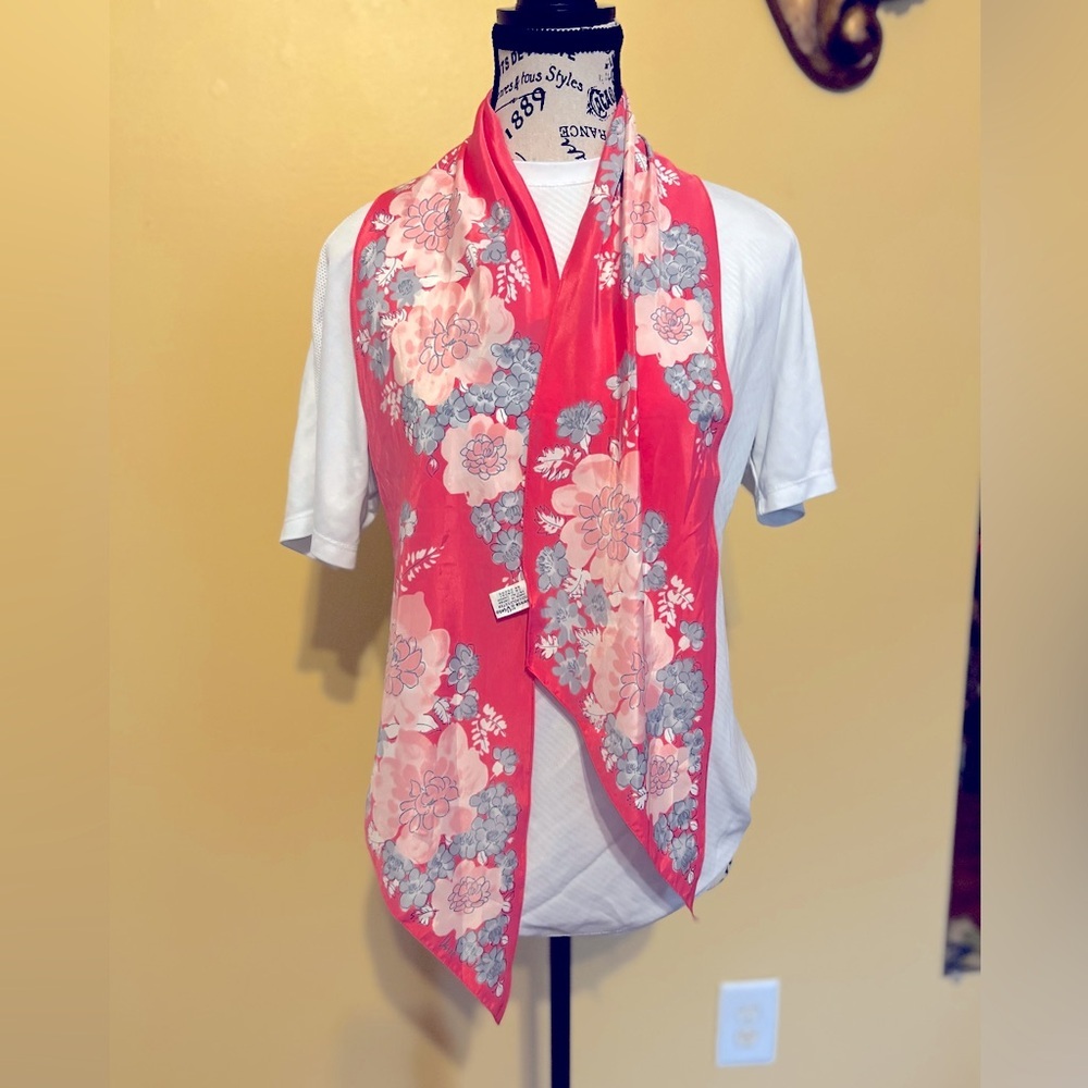 Veresa by Vera vintage Floral Pink and Gray Scarf 6X45